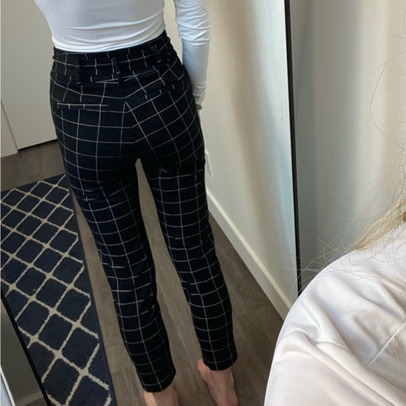 7th Avenue - Window Pane Paper Bag Pants - Tie Waste - XS Black and White - Picture 6 of 6